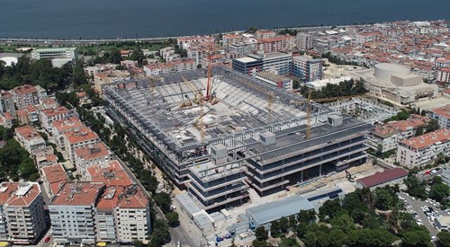 Göztepe Stadı yükseliyor Göztepe Stadı yükseliyor