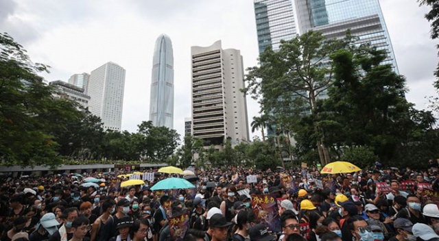 Hong Kong'da protestolar devam ediyor Hong Kong'da protestolar devam ediyor