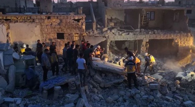 İdlib ve Halep'teki hava saldırılarında 3 ayda 781 sivil öldü İdlib ve Halep'teki hava saldırılarında 3 ayda 781 sivil öldü