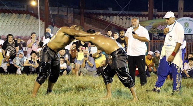 Kırkpınar'ın tarihine yakışır müsabaka