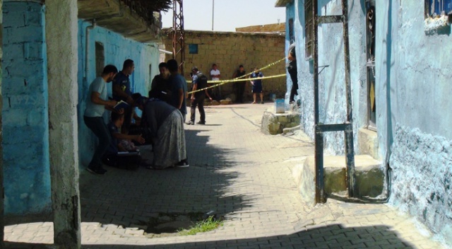 Komşusuna 'ismimizi verdin' deyip kurşun yağmuruna tuttular Komşusuna 'ismimizi verdin' deyip kurşun yağmuruna tuttular