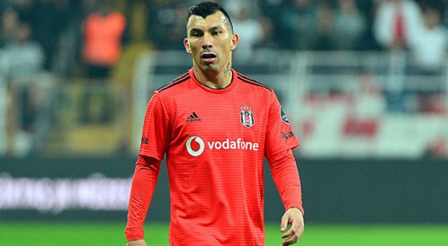 Medel'e teklifler gelmeye başladı Medel'e teklifler gelmeye başladı