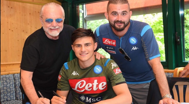 Napoli başkanından Eljif’e &#039;Hoş geldin&#039; mesajı