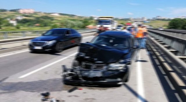 Samsun'da trafik kazası: 4 yaralı Samsun'da trafik kazası: 4 yaralı