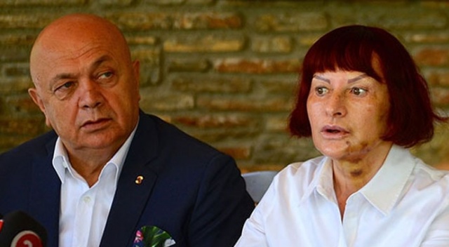 Sarar çiftini gasp eden kişiler Türkiye'ye iade edildi Sarar çiftini gasp eden kişiler Türkiye'ye iade edildi