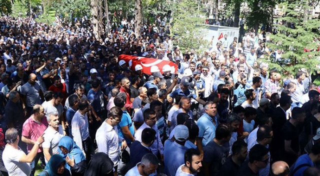 Şehit Uluçay, son yolculuğuna uğurlandı Şehit Uluçay, son yolculuğuna uğurlandı