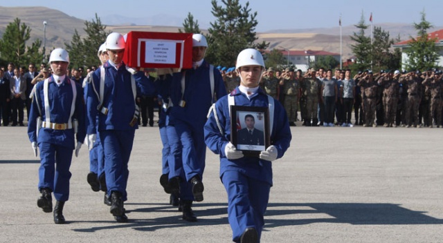 Şehit Uzman Onbaşı törenle memleketine uğurlandı