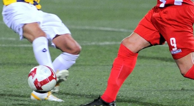 Süper Lig&#039;de derbi heyecanı 3 şehirde yaşanacak