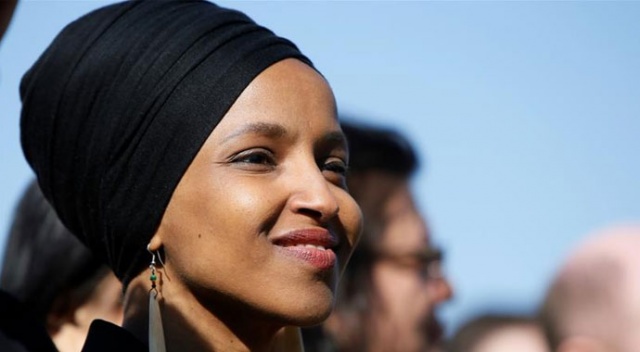 Trump’ın hedef gösterdiği Ilhan Omar'a büyük destek Trump’ın hedef gösterdiği Ilhan Omar'a büyük destek