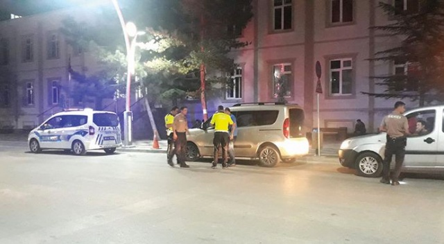 Ülke genelindeki trafik denetimlerinde 27 bin 749 kural ihlali tespit edildi Ülke genelindeki trafik denetimlerinde 27 bin 749 kural ihlali tespit edildi