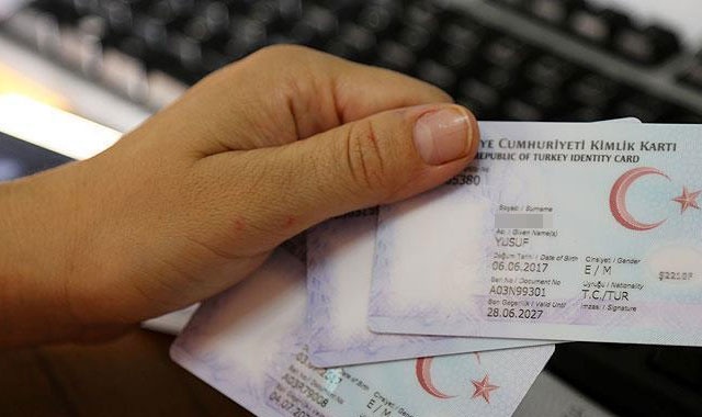 Yeni kimlik kartı almayanlar dikkat!