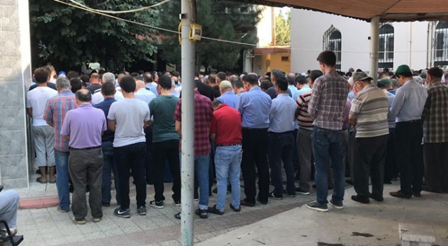 Abisi tarafından öldürülen Yunus Emre'ye son görev Abisi tarafından öldürülen Yunus Emre'ye son görev