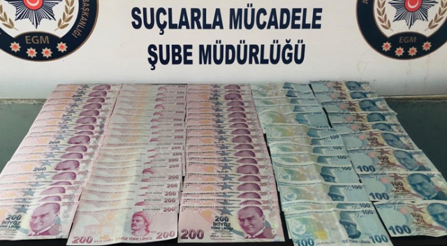 Adana'da kalpazan operasyonu Adana'da kalpazan operasyonu