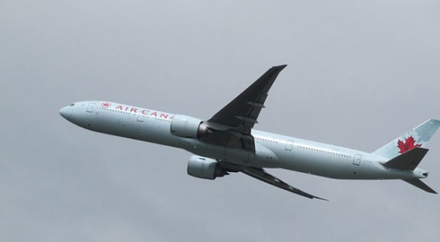 Air Canada&#039;dan başörtüsü skandalı