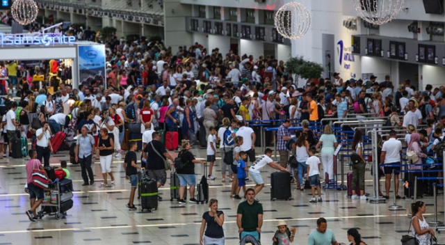 Antalya rekora koşuyor! Yüzde 17&#039;lik artış yaşandı