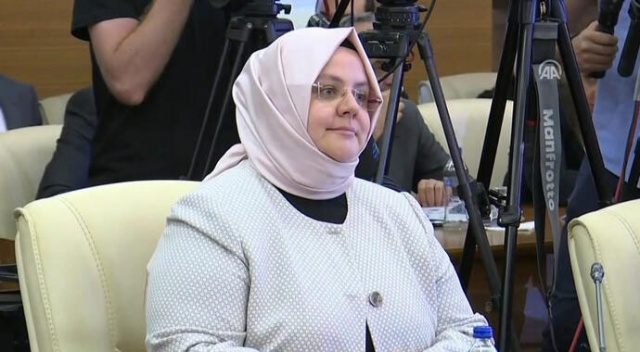 Bakan Selçuk'tan memurlar için zam açıklaması Bakan Selçuk'tan memurlar için zam açıklaması