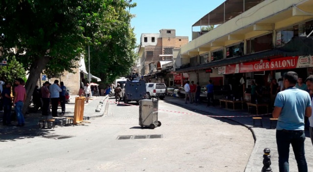 Bomba taşıyan teröristin YPG’li olduğu ortaya çıktı Bomba taşıyan teröristin YPG’li olduğu ortaya çıktı