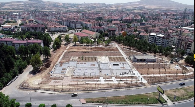 Bombalanan emniyet binası &#039;millet bahçesi&#039;ne dönüşüyor