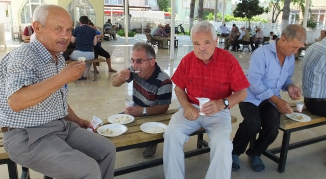 Bu mahallede kimse aç kalmıyor!