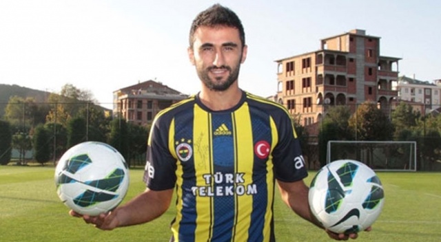 Bursaspor, Selçuk Şahin ve Özer Hurmacı ile anlaştı Bursaspor, Selçuk Şahin ve Özer Hurmacı ile anlaştı