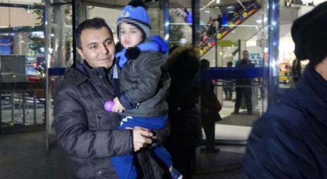 Çocuğunu AVM'de terk eden anne, duruşmaya polis zoruyla getirilecek Çocuğunu AVM'de terk eden anne, duruşmaya polis zoruyla getirilecek