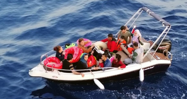 Datça ve Bodrum’da 81 göçmen yakalandı Datça ve Bodrum’da 81 göçmen yakalandı