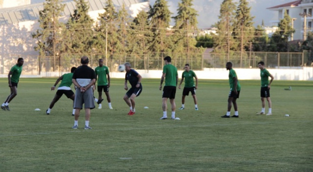 Denizlispor’un yeni sezon hazırlıklarını sürdürüyor Denizlispor’un yeni sezon hazırlıklarını sürdürüyor