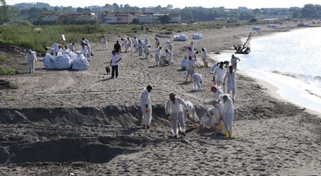 Düzce'deki selin izleri siliniyor