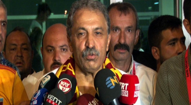 Erol Bedir: 'Galatasaray yenilseydi, dengeler bozulacaktı. Dolayısıyla bizim yenilmemiz gerekiyordu' Erol Bedir: 'Galatasaray yenilseydi, dengeler bozulacaktı. Dolayısıyla bizim yenilmemiz gerekiyordu'