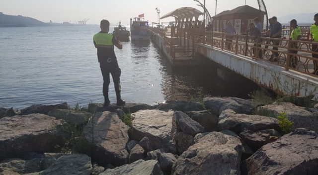 Gemlik&#039;te sahile kadın cesedi vurdu