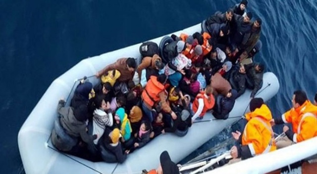 İzmir'de 73 düzensiz göçmen yakalandı İzmir'de 73 düzensiz göçmen yakalandı