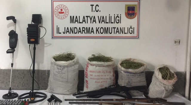 Jandarmadan uyuşturucu operasyonu:1 gözaltı Jandarmadan uyuşturucu operasyonu:1 gözaltı