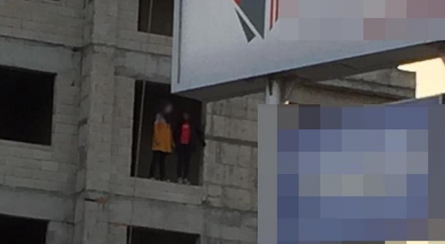 Kayseri&#039;de 13 ve 16 yaşındaki iki kız çocuğu 4. kattan atladı