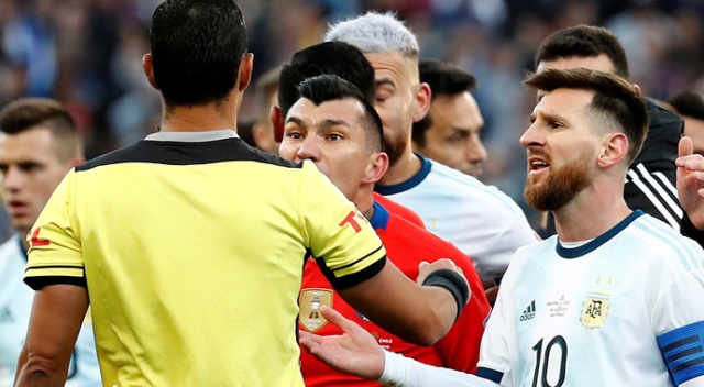 Lionel Messi&#039;ye milli takımdan 3 ay men cezası