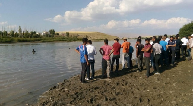 Muş'tan kötü haber: 4 çocuk boğuldu 2 çocuk kayıp Muş'tan kötü haber: 4 çocuk boğuldu 2 çocuk kayıp