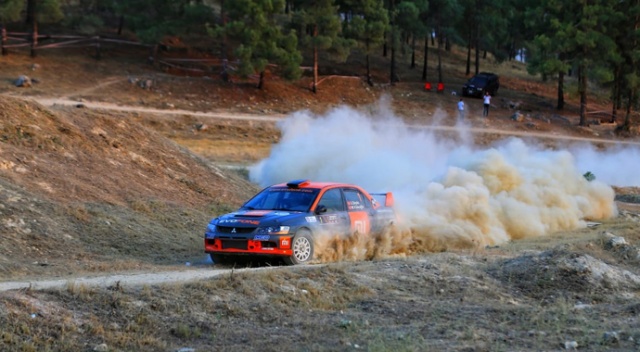 Pamukkale Rallisi tozu dumana kattı Pamukkale Rallisi tozu dumana kattı