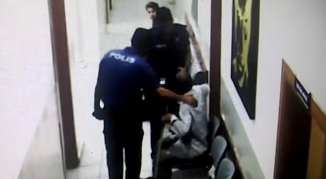 Polis memurundan duygulandıran davranış Polis memurundan duygulandıran davranış
