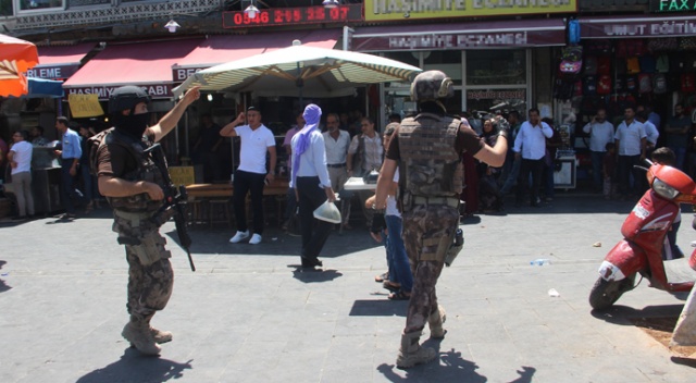 Şanlıurfa’da kadın canlı bomba yakalandı Şanlıurfa’da kadın canlı bomba yakalandı