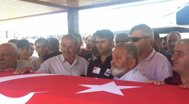 Şehidin ağabeyi de aynı bölgede görev yapıyordu Şehidin ağabeyi de aynı bölgede görev yapıyordu