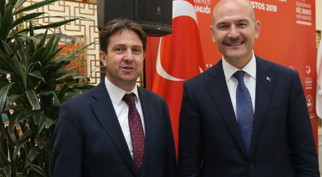 Soylu: Türkiye’yi göç üzerinden sarsmaya çalışıyorlar Soylu: Türkiye’yi göç üzerinden sarsmaya çalışıyorlar