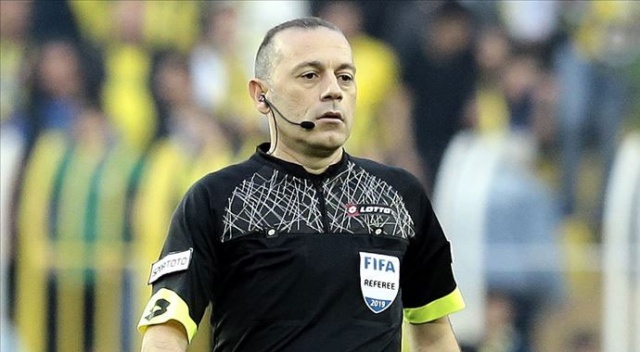 Süper Lig hakemlerinin en tecrübelisi Cüneyt Çakır