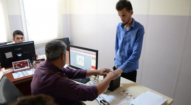 Suriyelilerin ülkelerine dönüşü sürüyor Suriyelilerin ülkelerine dönüşü sürüyor