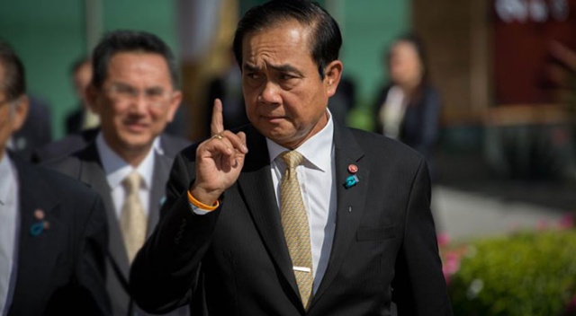 Tayland Başbakanı Prayuth&#039;tan &#039;görevimin başındayım&#039; mesajı