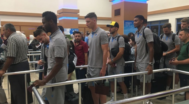 Trabzonspor kafilesi Trabzon'a döndü Trabzonspor kafilesi Trabzon'a döndü