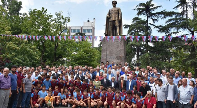 Trabzonspor Kulübünün 52. kuruluş yıl dönümü kutlanıyor