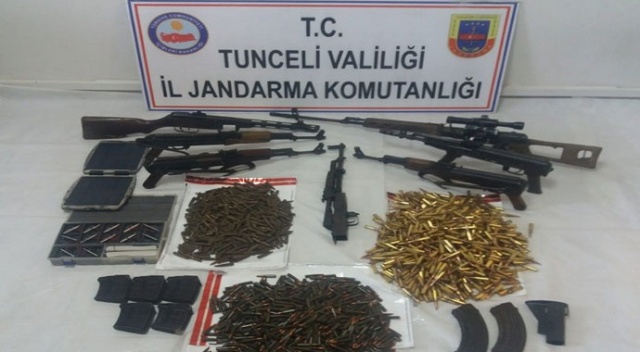 Tunceli'de teröristlerin silah ve cephaneleri ele geçirildi Tunceli'de teröristlerin silah ve cephaneleri ele geçirildi
