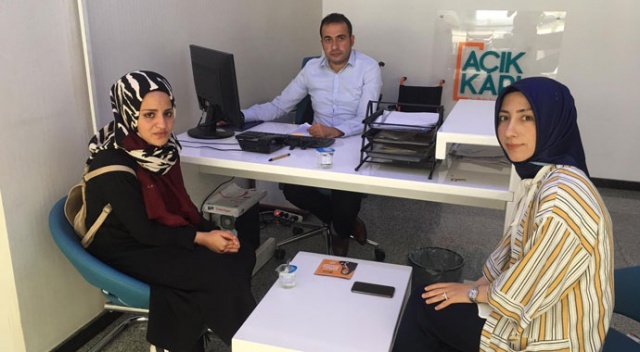 Vali devreye girdi, genç kızın üniversite hayali gerçek oldu Vali devreye girdi, genç kızın üniversite hayali gerçek oldu