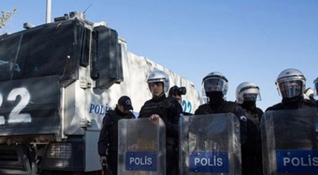 Van'da gösteri ve yürüyüşlere geçici yasak Van'da gösteri ve yürüyüşlere geçici yasak