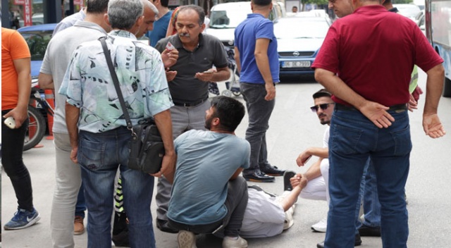 Yaşlı adama çarptı, kartvizitini görgü tanıklarına bırakıp gitti Yaşlı adama çarptı, kartvizitini görgü tanıklarına bırakıp gitti