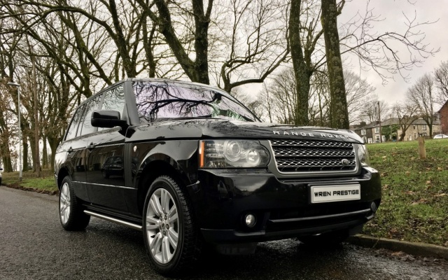2010 model Range Rover 3.6 TDV8 Vogue icradan satılıyor 2010 model Range Rover 3.6 TDV8 Vogue icradan satılıyor